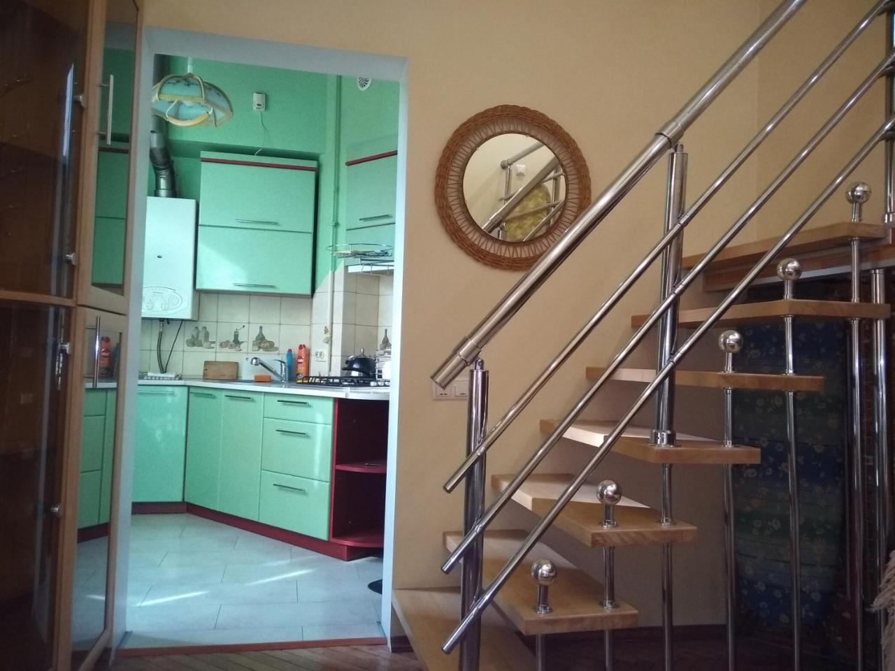 Pleasurable Apartment Near The Khotkevych Palace Lviv Exterior photo